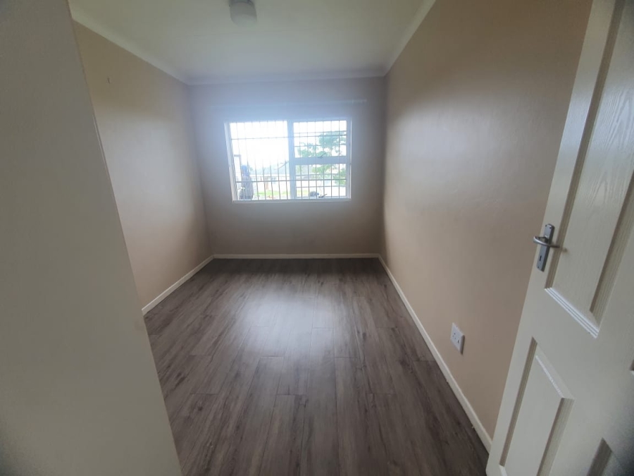 To Let 3 Bedroom Property for Rent in Cambridge West Eastern Cape